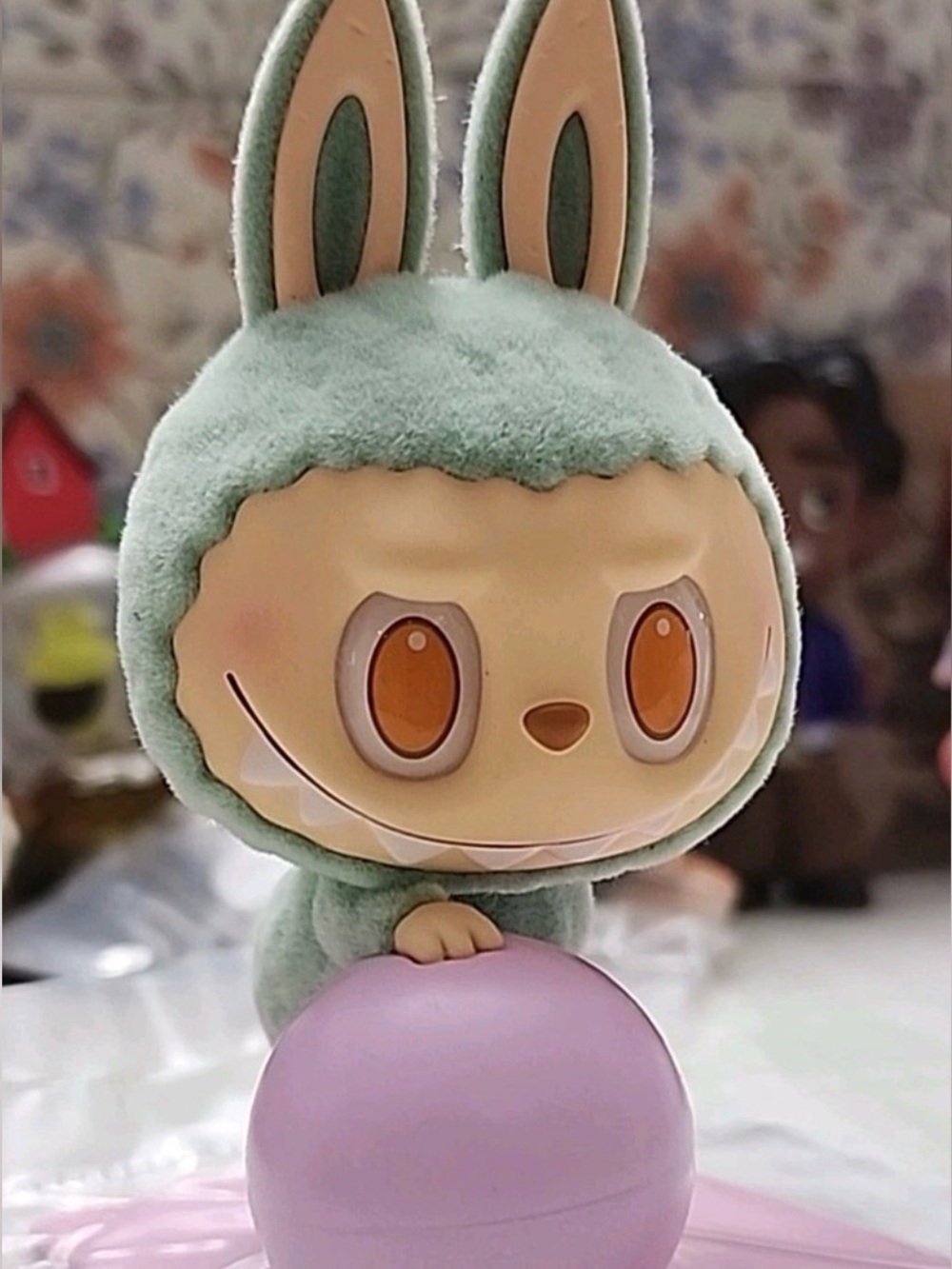 Pop MART The Monsters Lazy
Yoga LABUBU - Zone Out